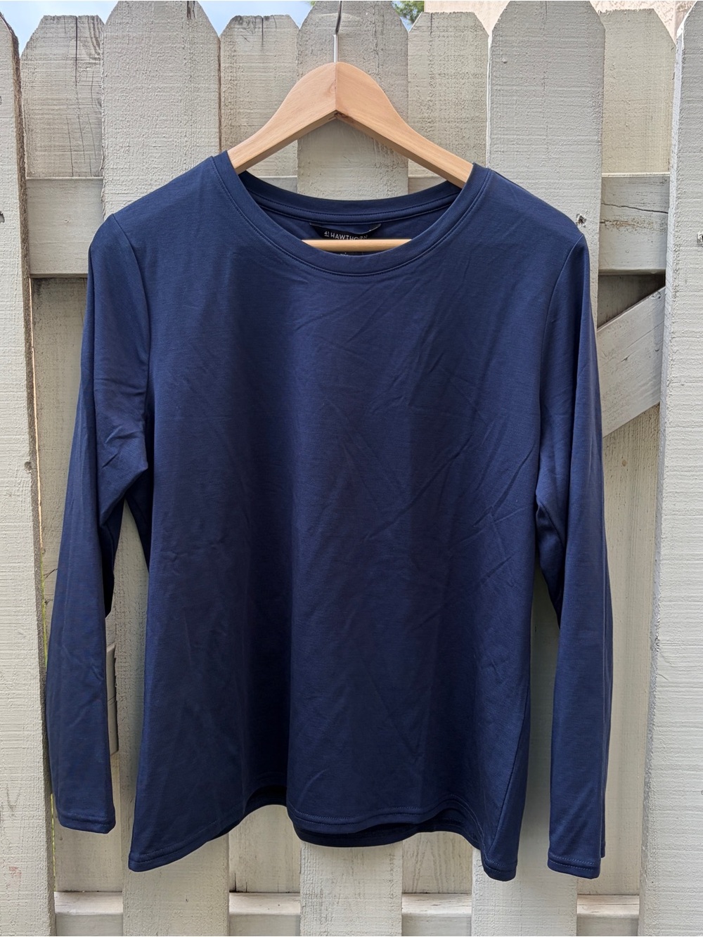 41 HAWTHORN
Stine Long Sleeve Cooling Knit Top